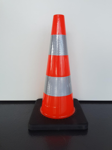 Pachołek drogowy - 50 cm odblaskowy II gen. 