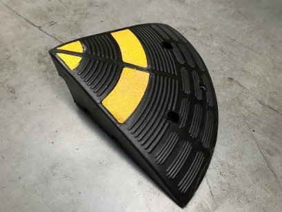 Najazd gumowy 10 cm – zakończenie